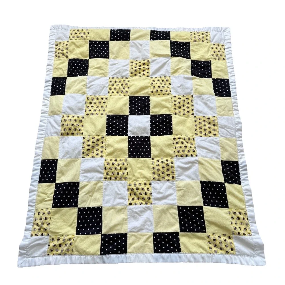 Handmade Bee Baby Quilt Blanket Yellow Black 46x56